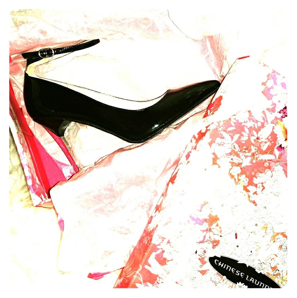 Chinese Laundry 👠